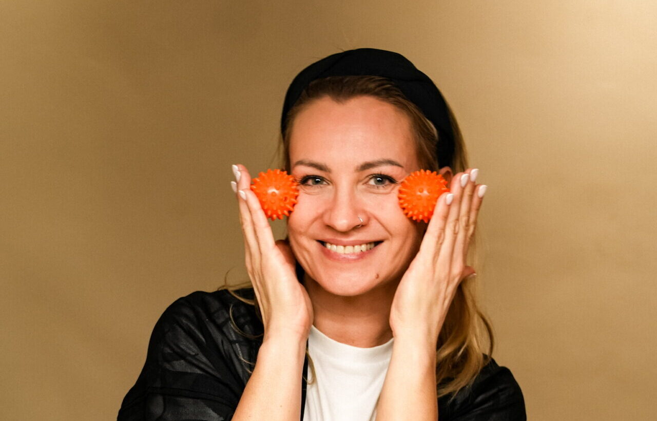 spiky facial massage balls for facial massage